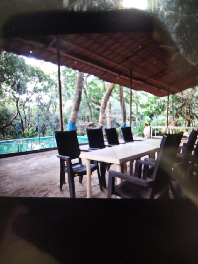 Hilltone Veg Non Veg Matheran Hotell Eksteriør bilde